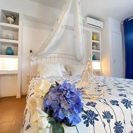 Holiday home Olas Blue *